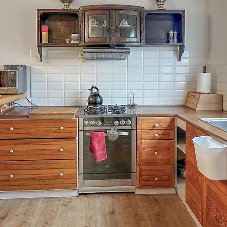 Amazing In With Kitchen
