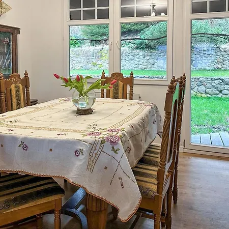 Amazing In With Kitchen *